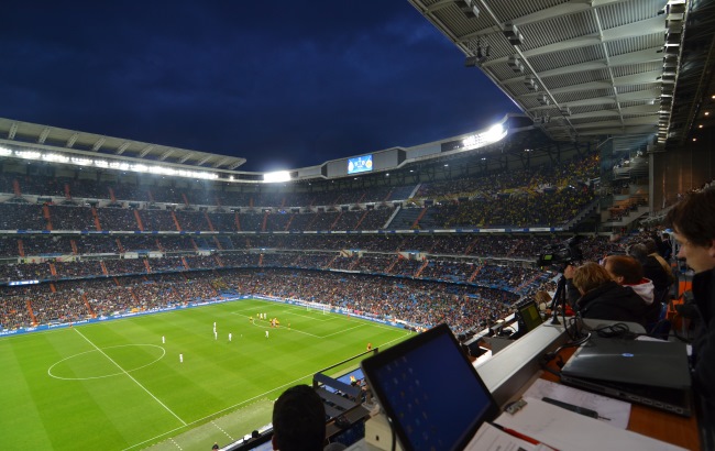 Fußball, Hagel, La Farraca – 3500 Borussen in Madrid